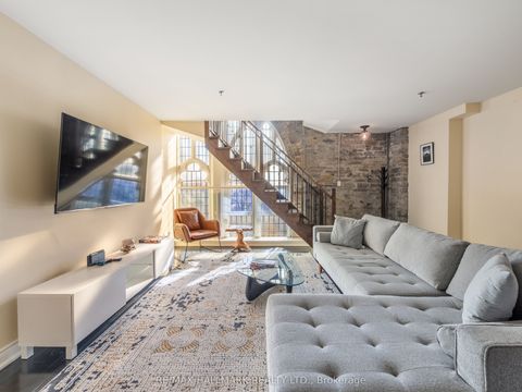 384 Sunnyside Avenue 301 Toronto ON M6R 2S1