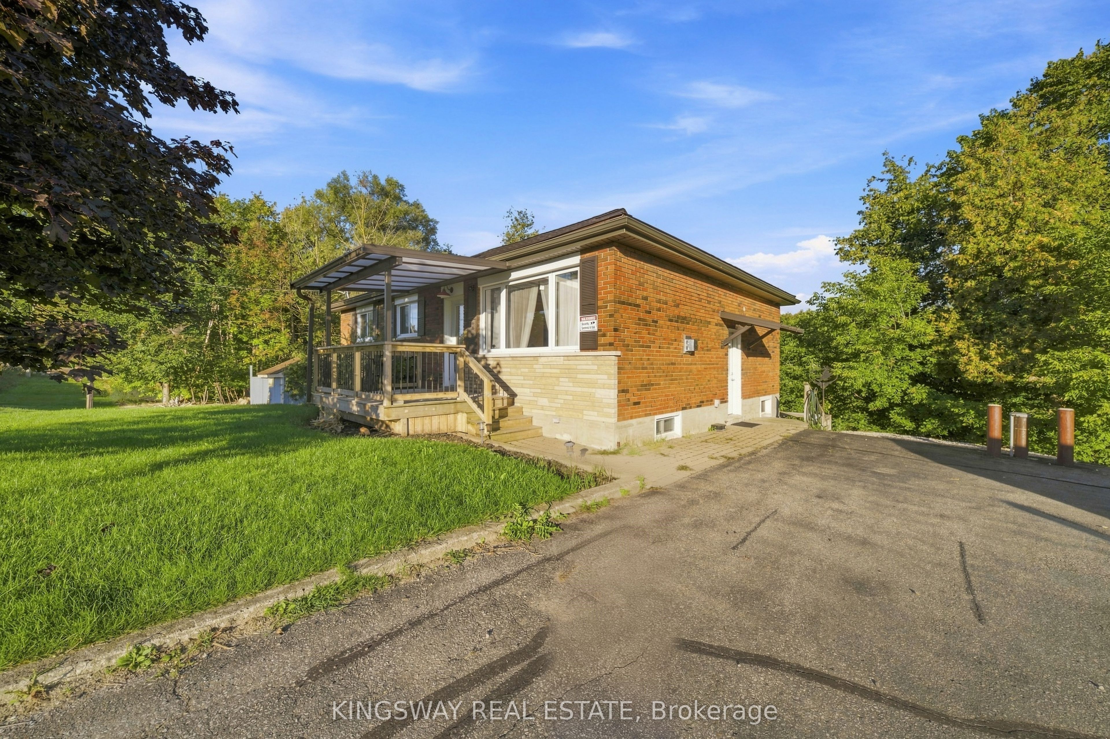 8096 Wellington Road 18 Road N