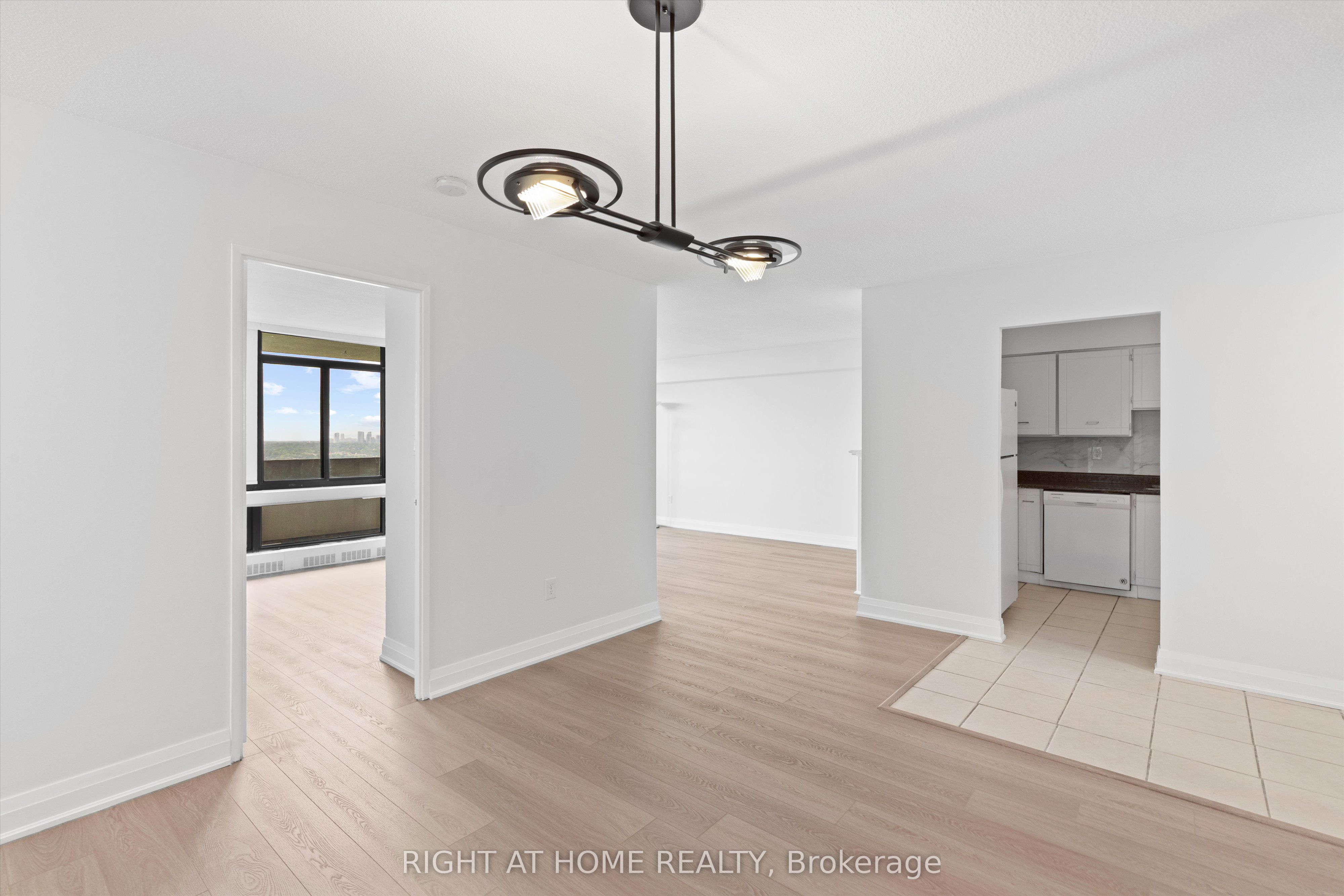 3300 Don Mills Road 2209
