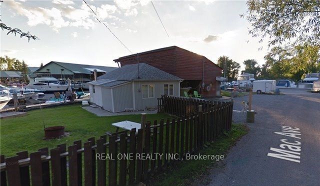 Photo of 11 Mac Avenue, Georgina, ON L4P 2P7 (MLS # N13846392)