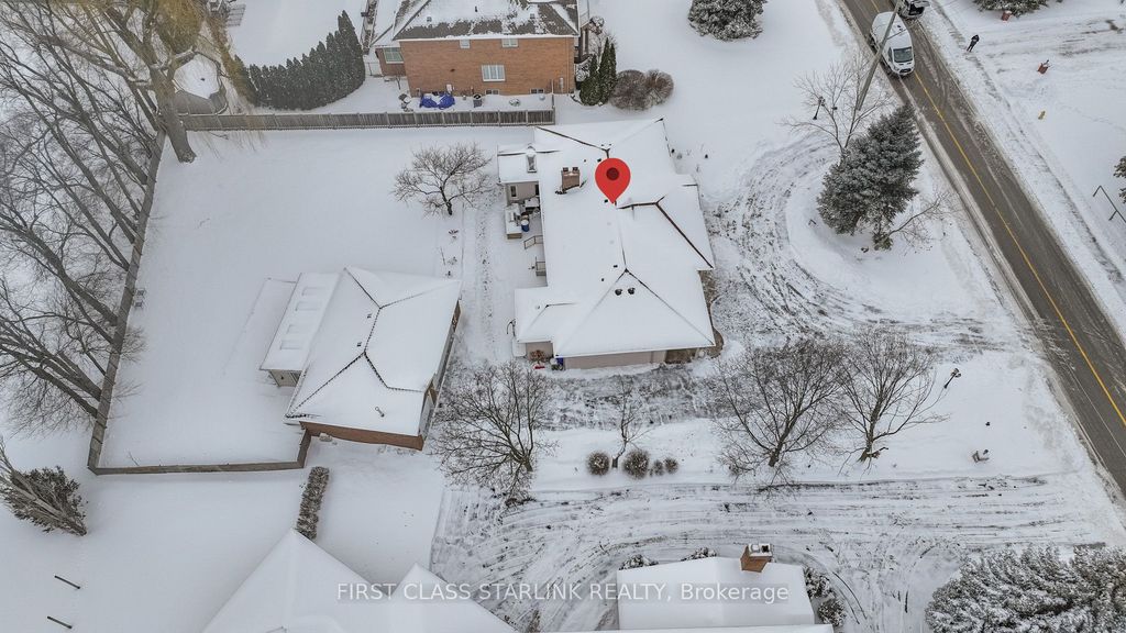 Photo of 85 Lee Avenue, Markham, ON L3R 8G2 (MLS # N12651158)