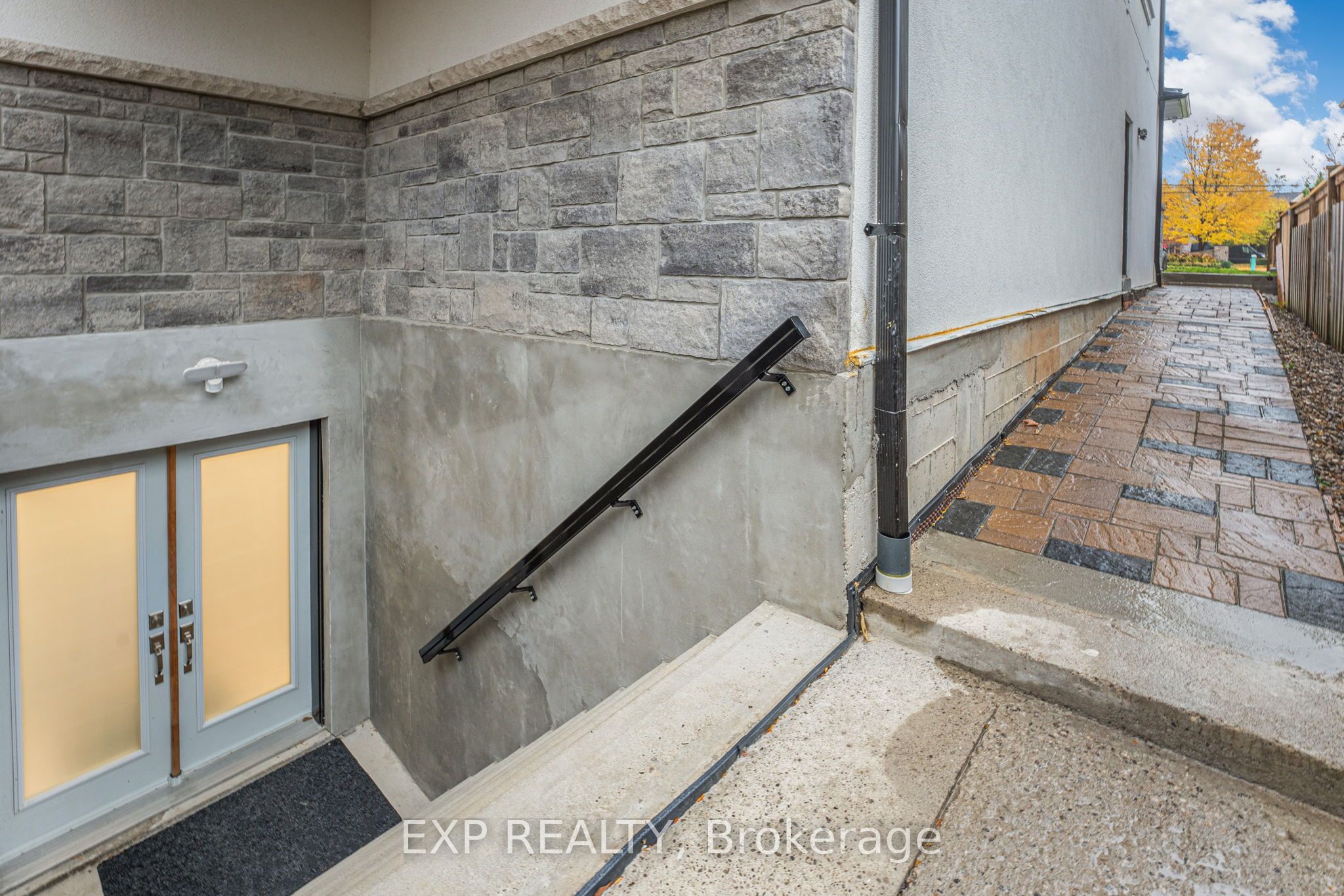 330 Maple Avenue BSMT