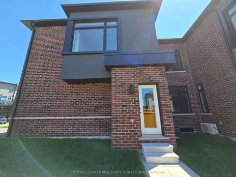 39 Golden Fern (COACH HOUSE) Street Markham ON L6B 0V5