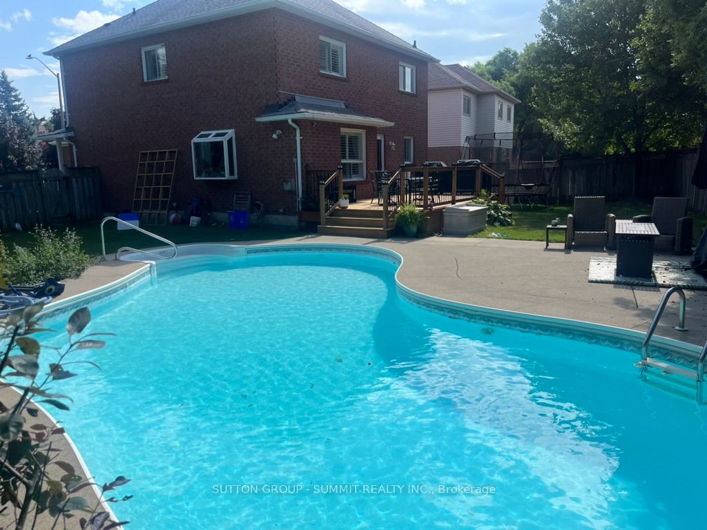 Photo of 95 Ryans Way, Hamilton, ON L8B 0P3 (MLS # X12793196)