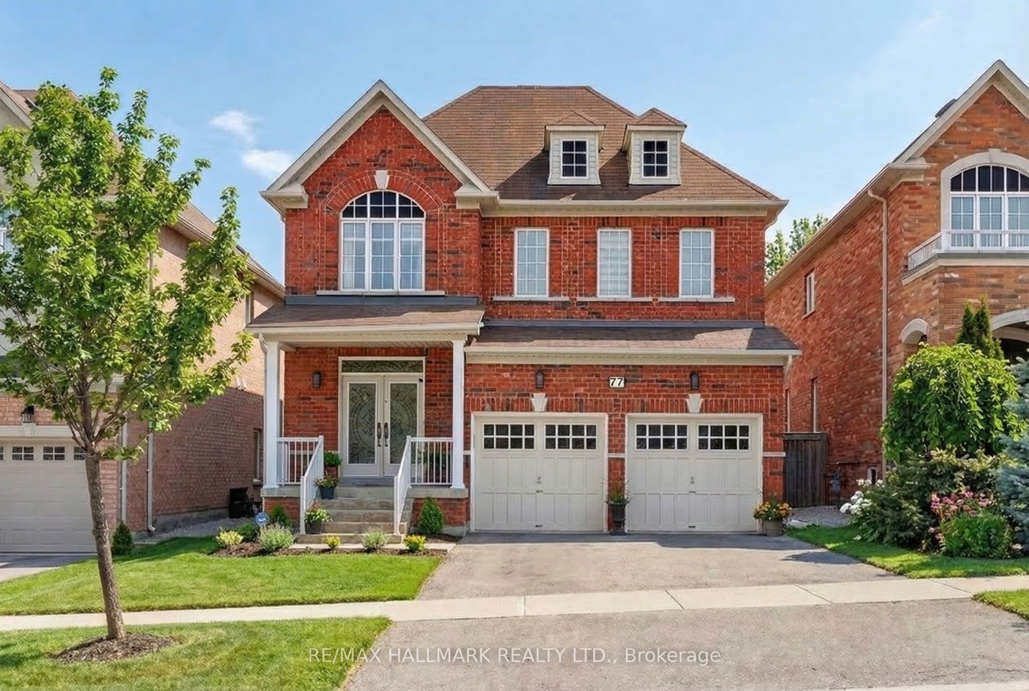 Photo 1 of 46 — 77 Maurier Boulevard, Vaughan, ON L6A 0V1