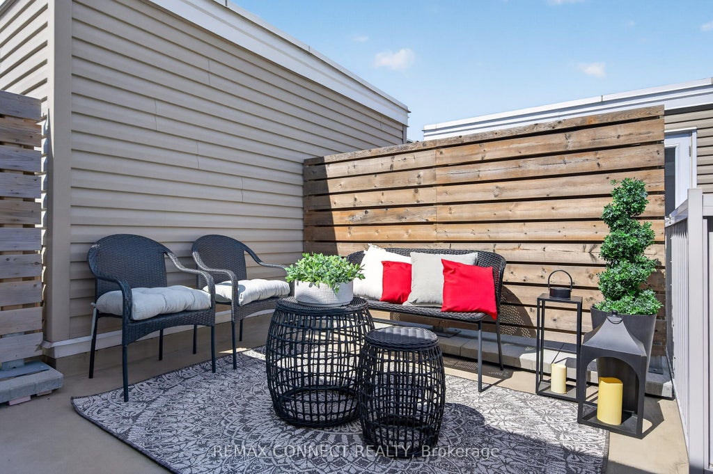 Photo of 7B Crawford Street, Toronto, ON M6K 3M3 (MLS # C13759968)