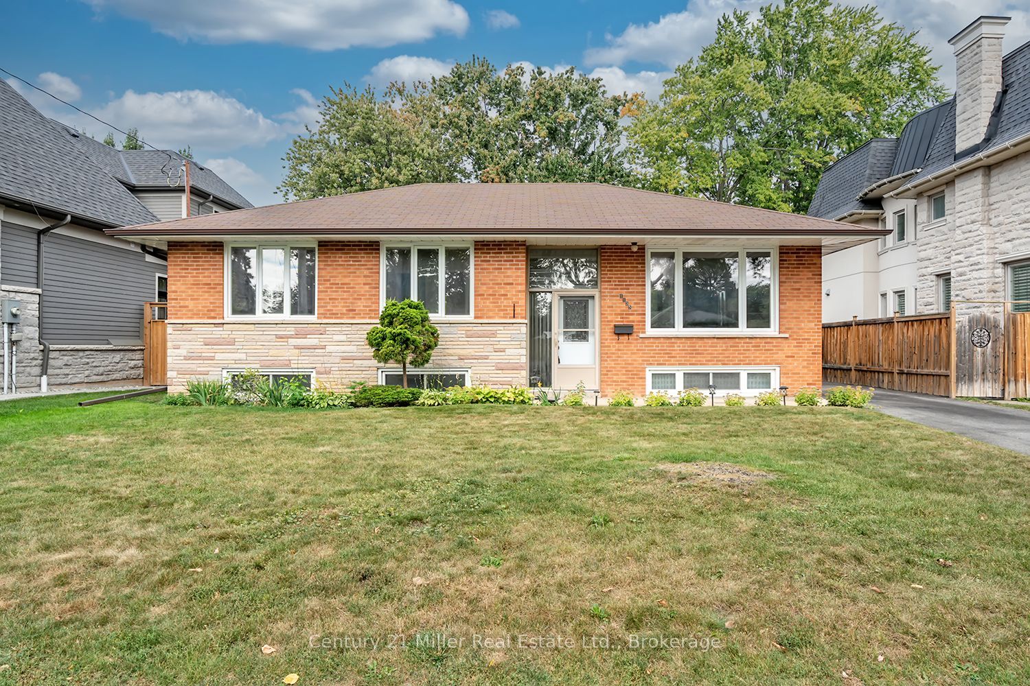 1135 Bridge Road N