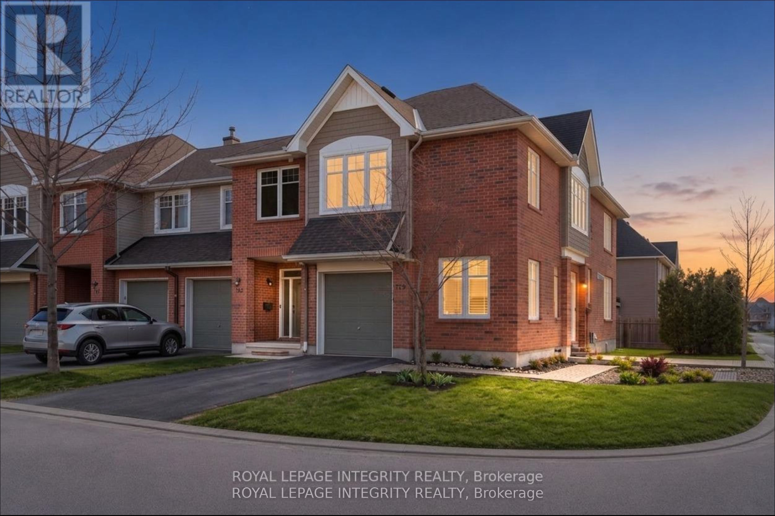 Photo 1 of 50 — 179 Flat Sedge Crescent, Blossom Park - Airport and Area, ON K1T 0G9