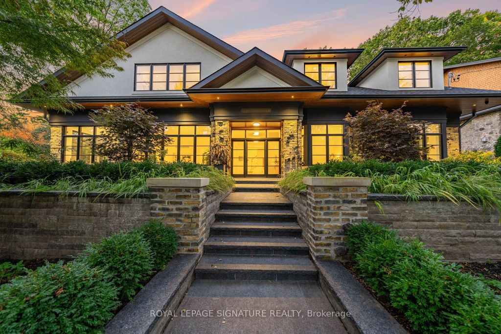 Photo of 8 Crown Park Road, Toronto, ON M4E 1J9 (MLS # E13026282)