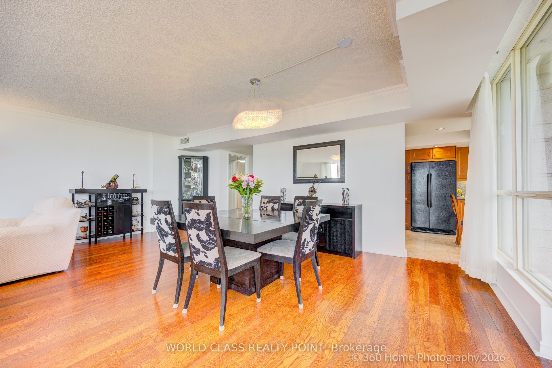 55 Kingsbridge Garden Circle 1811