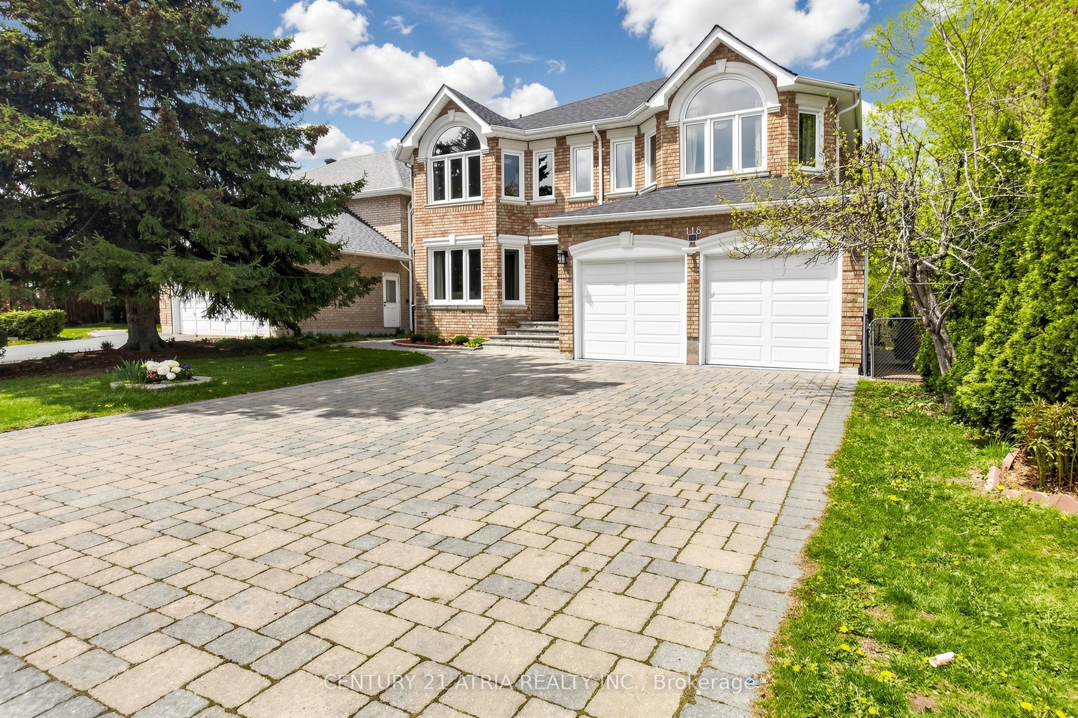 118 May Avenue