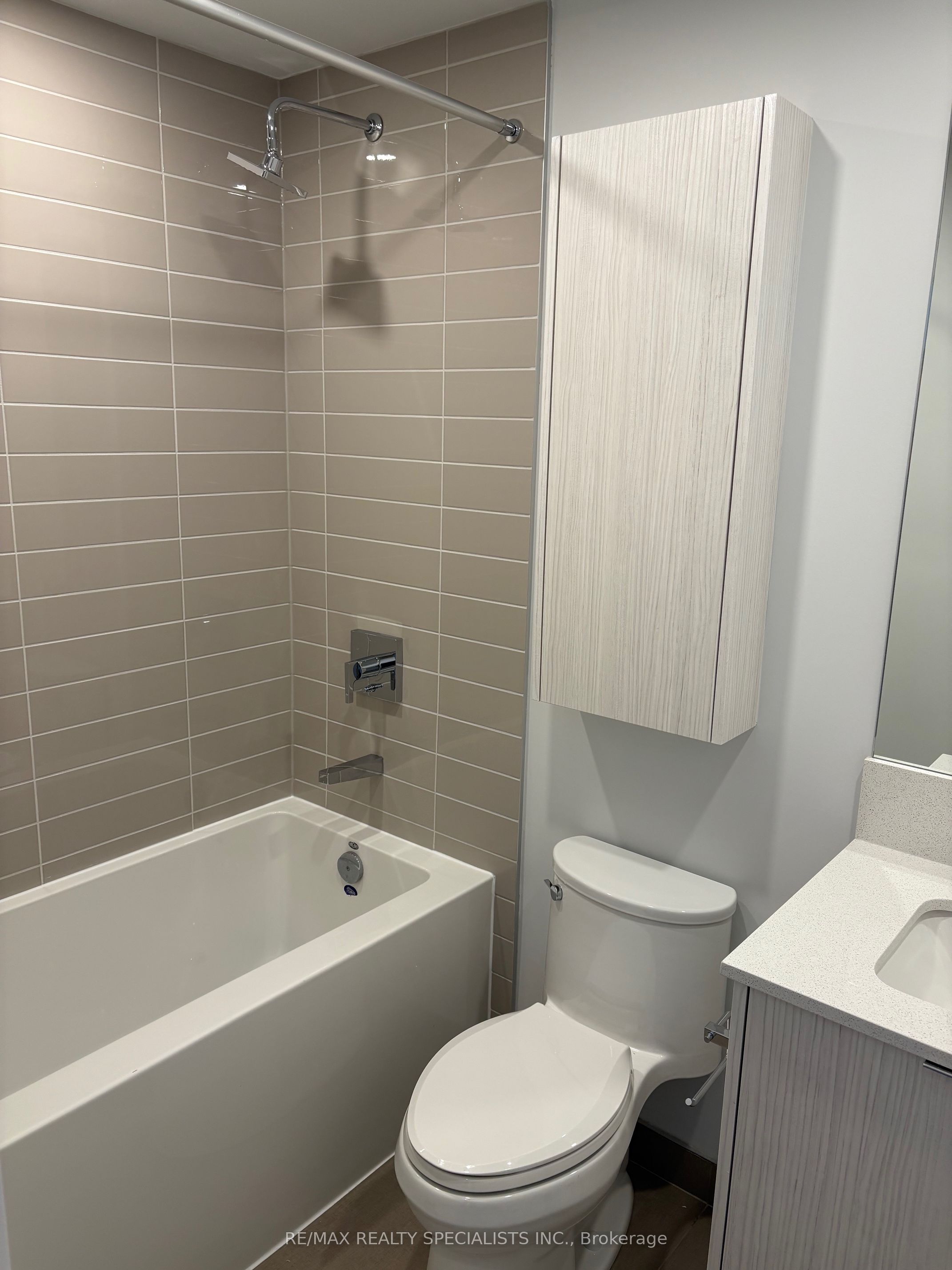 430 Square One Drive 202