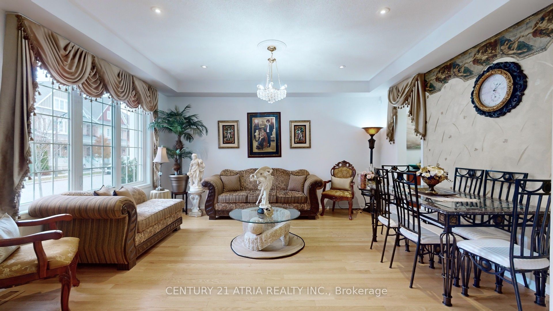 69 Diamond Jubilee Drive