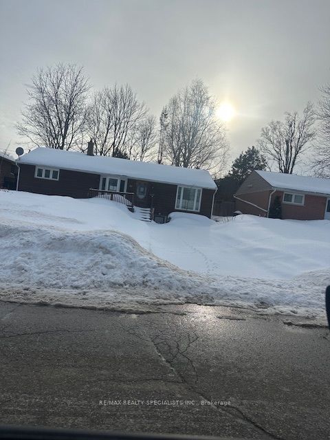 Property photo of 70 bythia street, orangeville, ON l9w 2s5