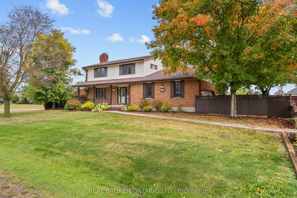 Photo of 804 Pinewood Drive, Peterborough, ON K9K 1L4 (MLS # X13870716)