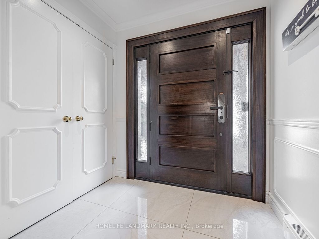 Photo of 58 Ames Circle, Toronto, ON M3B 3C1 (MLS # C12375441)