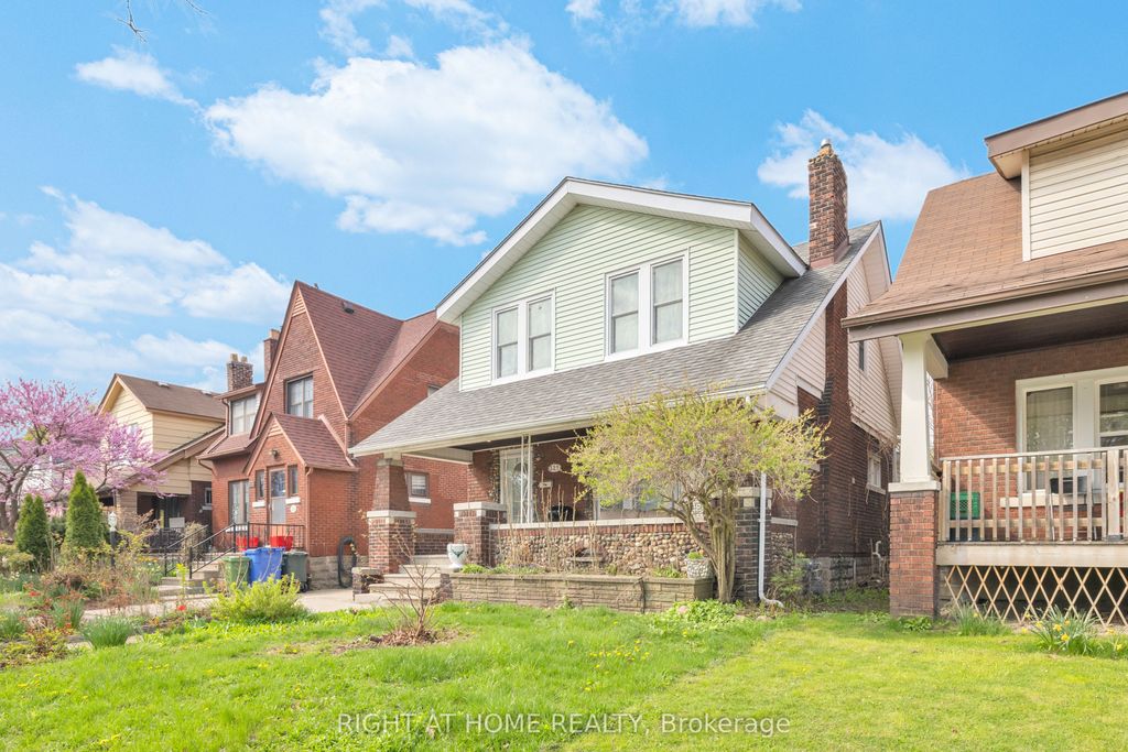 Photo of 321 Rankin Avenue, Windsor, ON N9B 2R6 (MLS # X13113642)