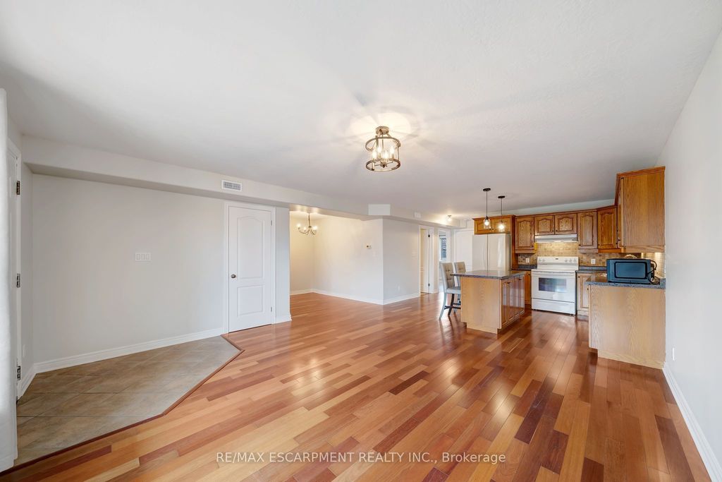 Photo of 50 Whitlaw Way #102, Brant, ON N3L 4C3 (MLS # X13042348)