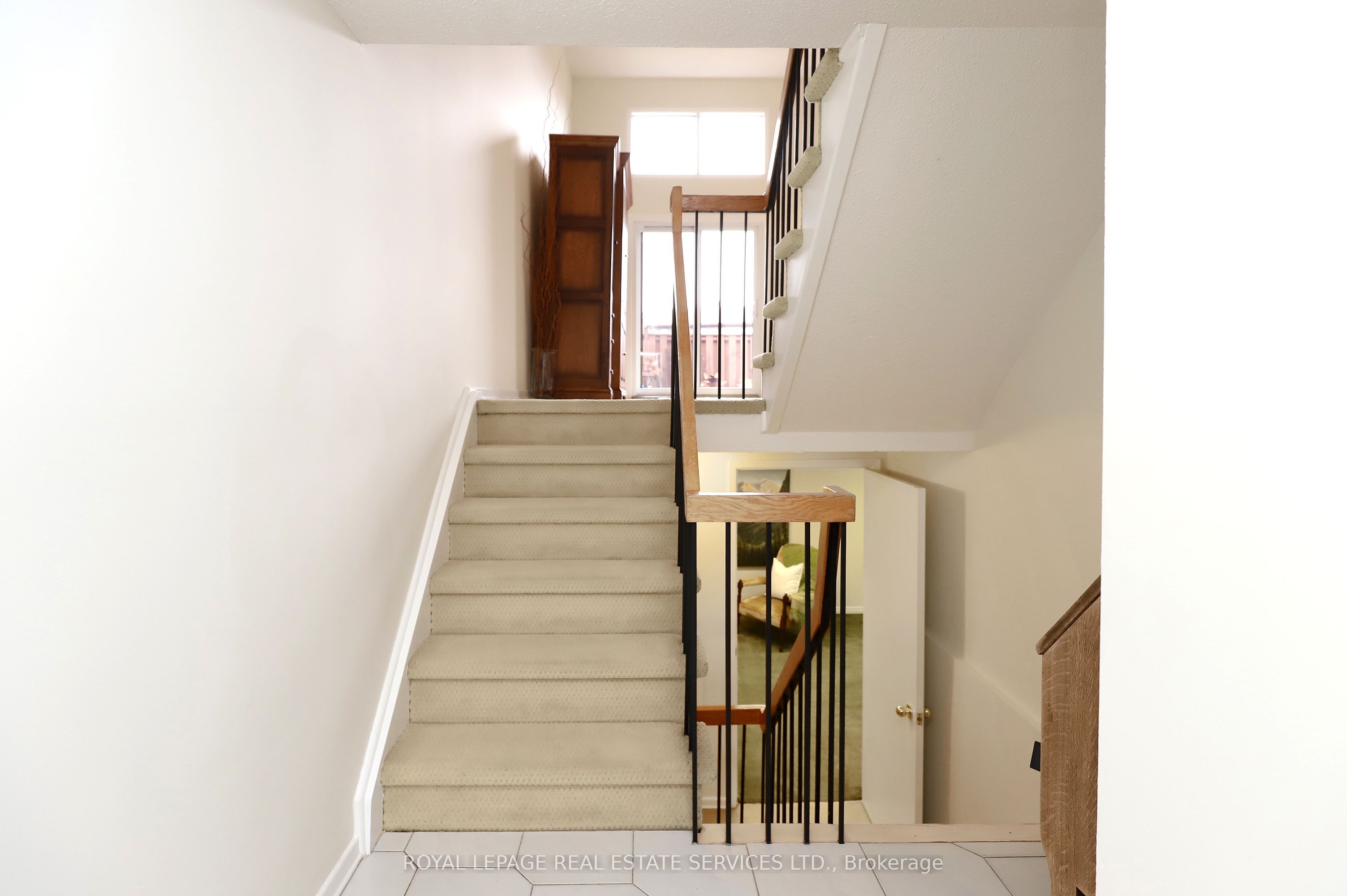 4165 Fieldgate Drive 48