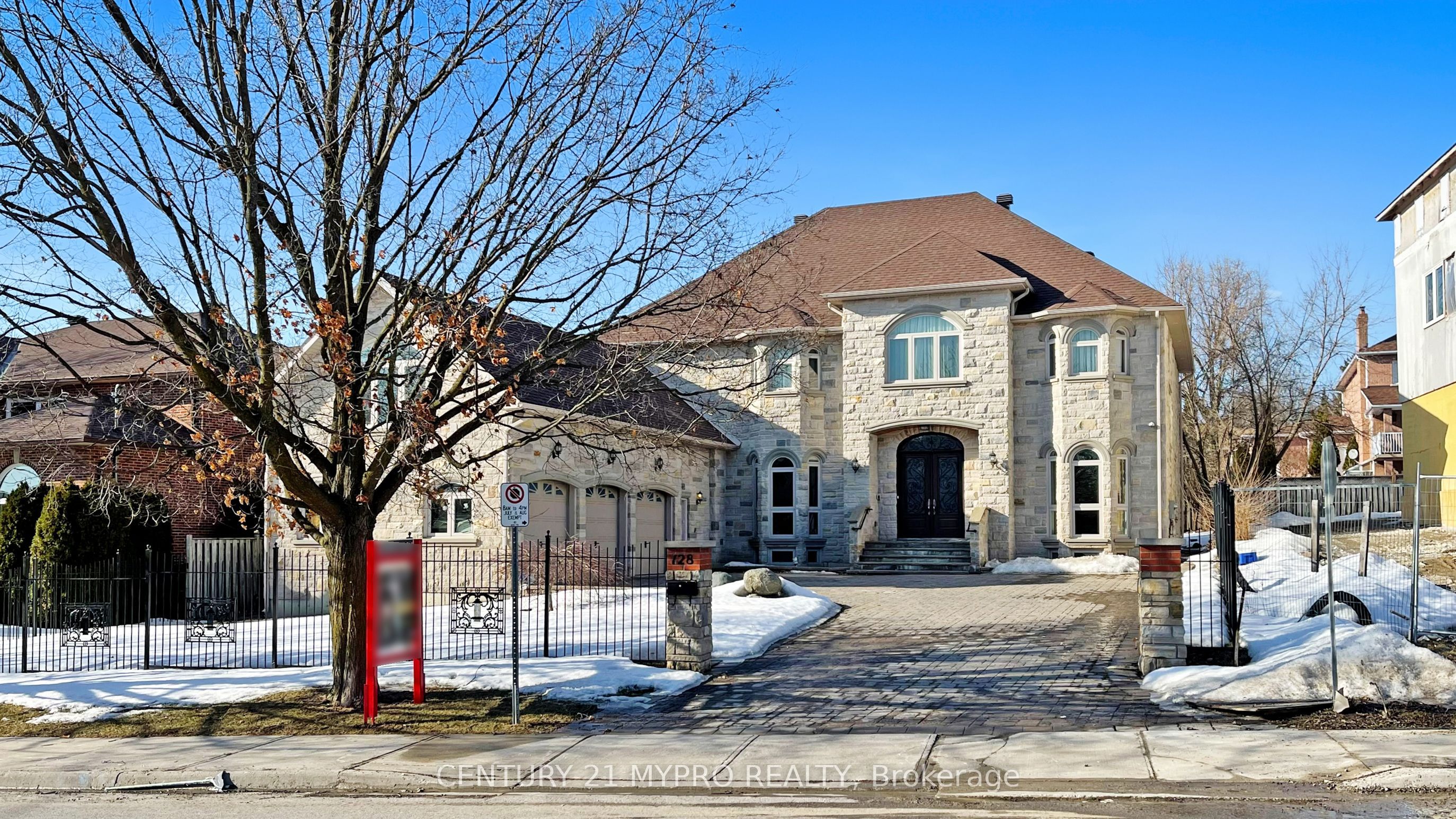 128 Garden Avenue