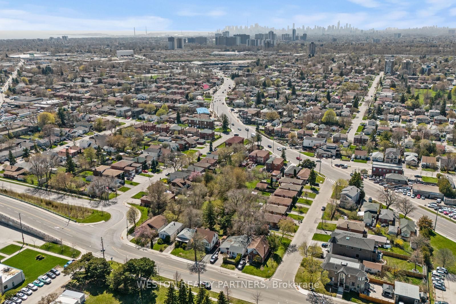 372-374 Kennedy Road
