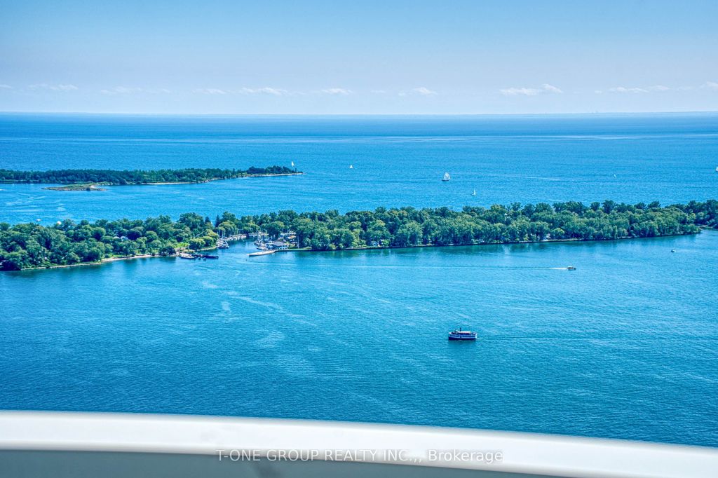 Photo of 138 Downes Street #6807, Toronto, ON M5E 0E4 (MLS # C12968726)