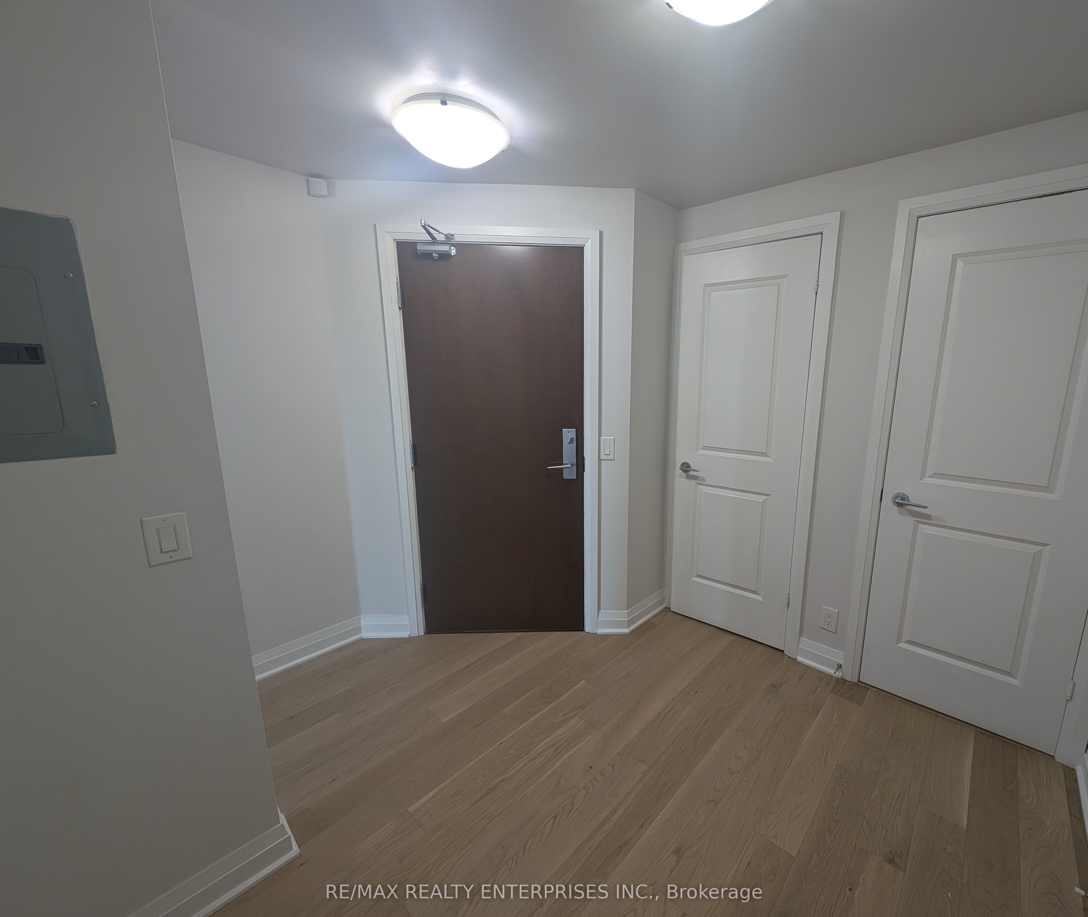 1055 Southdown Road 802