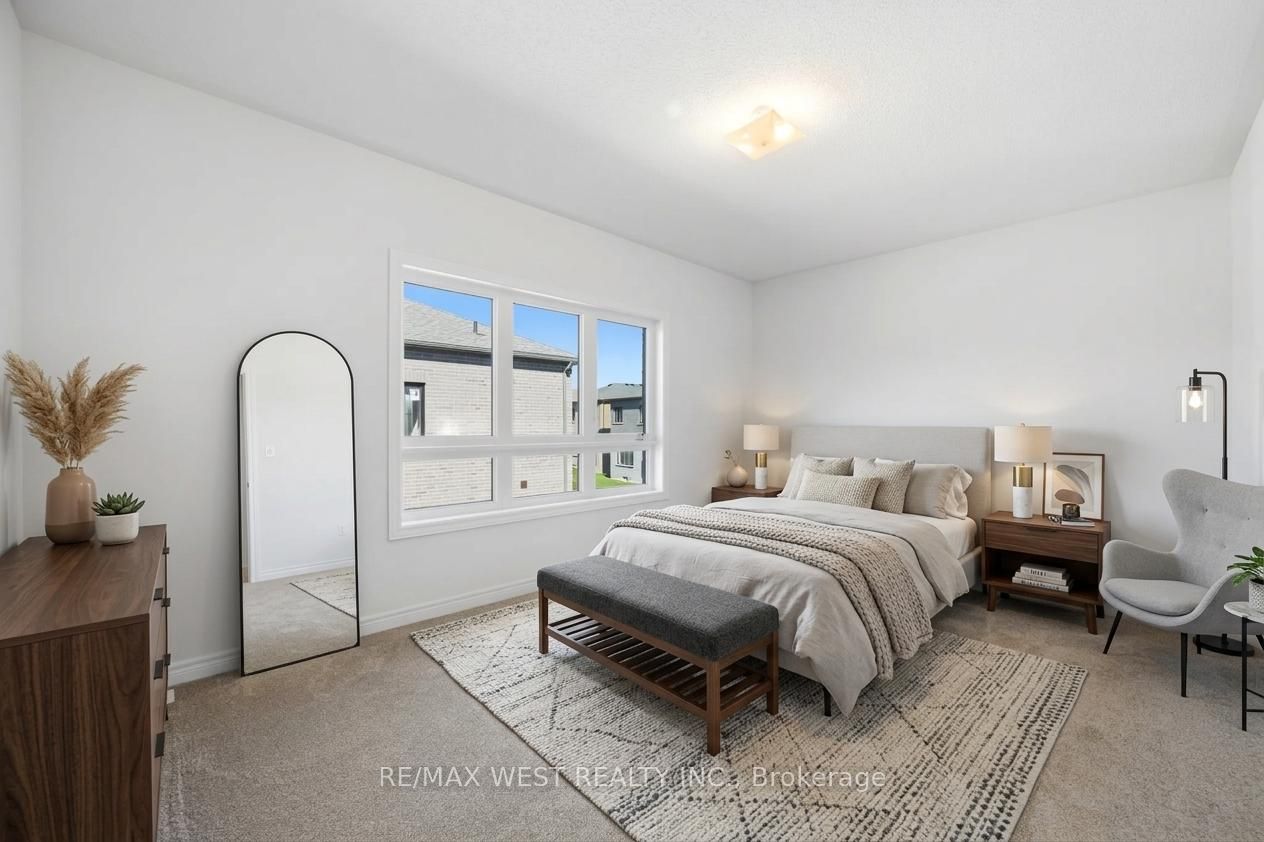 944 Apple Terrace