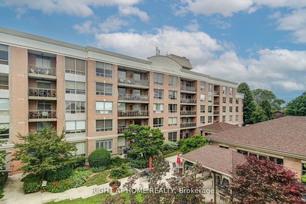 Photo of 100 Burloak Drive #1301, Burlington, ON L7L 6P6 (MLS # W12689330)