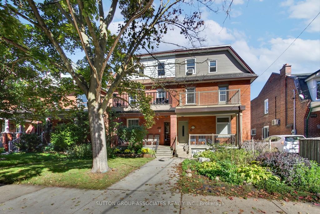 Photo of 203 Fairview Avenue, Toronto, ON M6P 3A6 (MLS # W12454587)