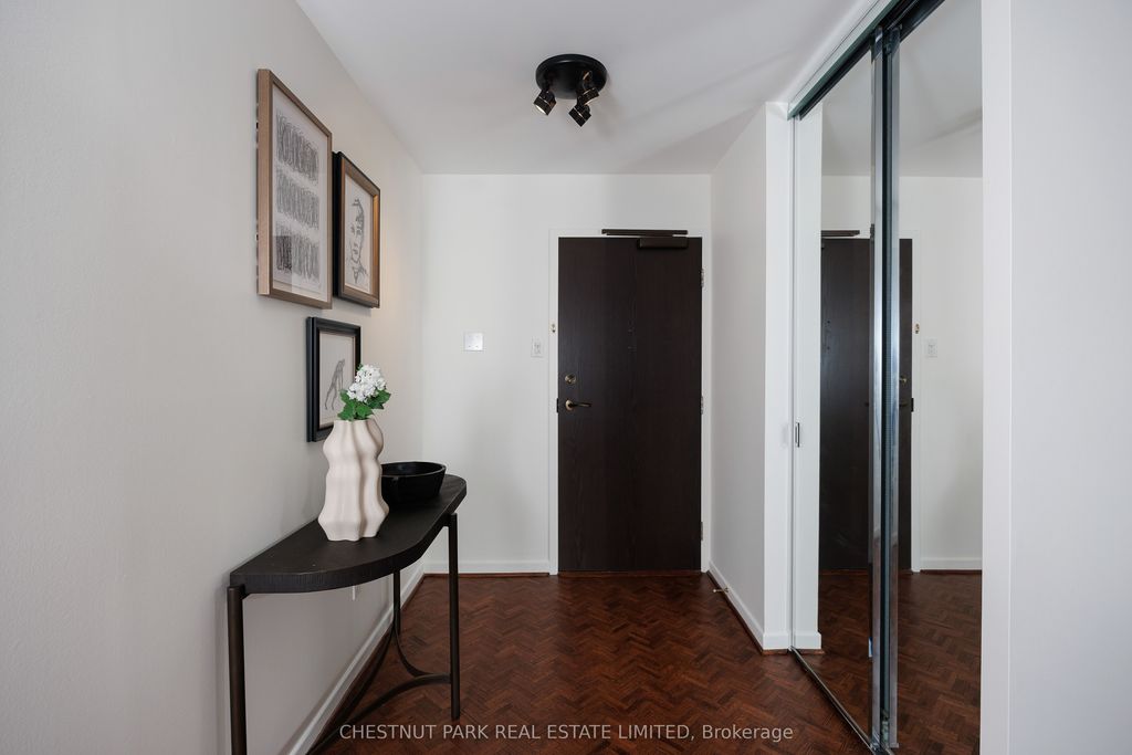 Photo of 62 Wellesley Street W #1903, Toronto, ON M5S 2X3 (MLS # C12377602)