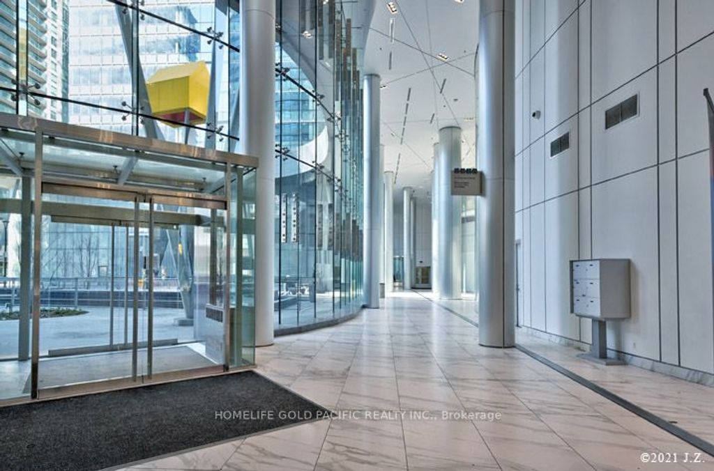 Photo of 14 York Street #6208, Toronto, ON M5J 0B1 (MLS # C12456342)