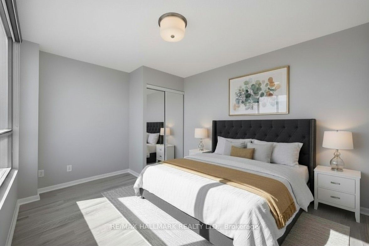 2464 Weston Road 403