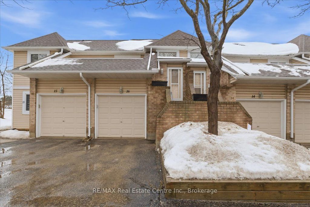 Photo of 205 Highland Crescent, Kitchener, ON N2M 5L6 (MLS # X12809398)