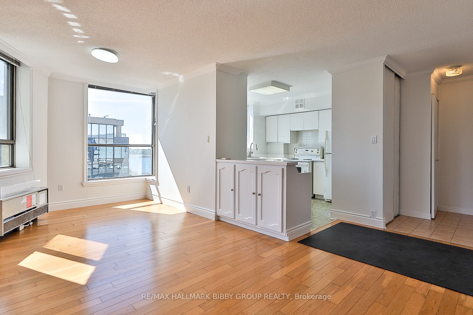 270 Queens Quay Boulevard W 801