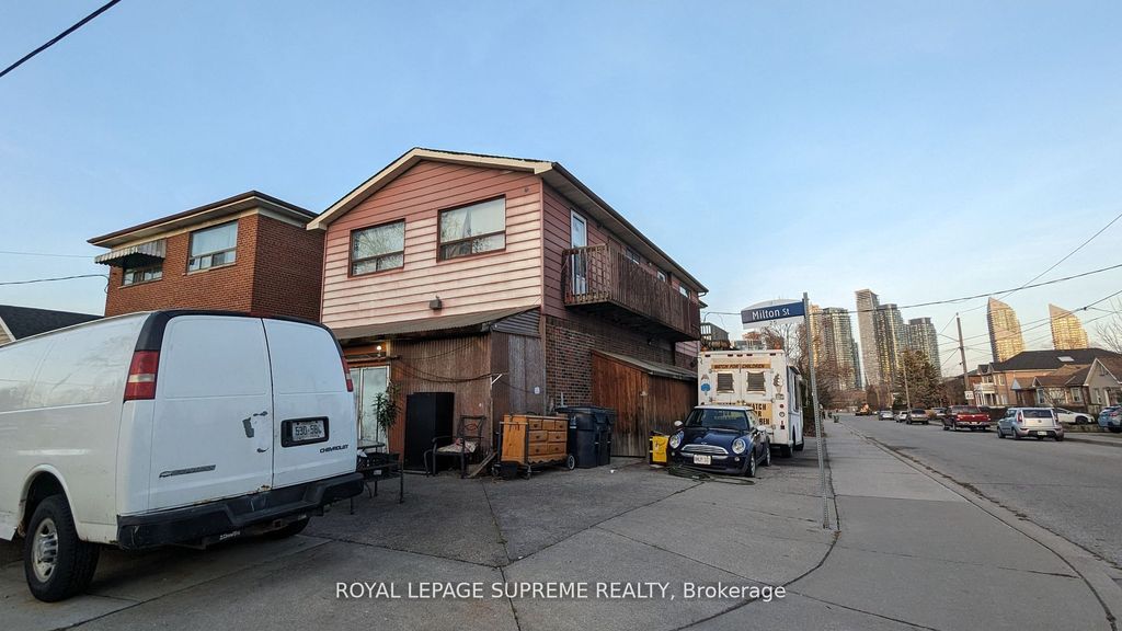 Photo of 25 Milton Street, Toronto, ON M8Y 2X7 (MLS # W12393569)