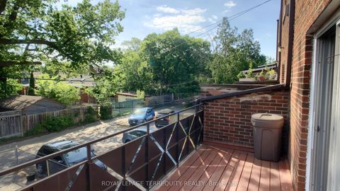311 Jane Street Unit B Toronto ON M6S 3Z3