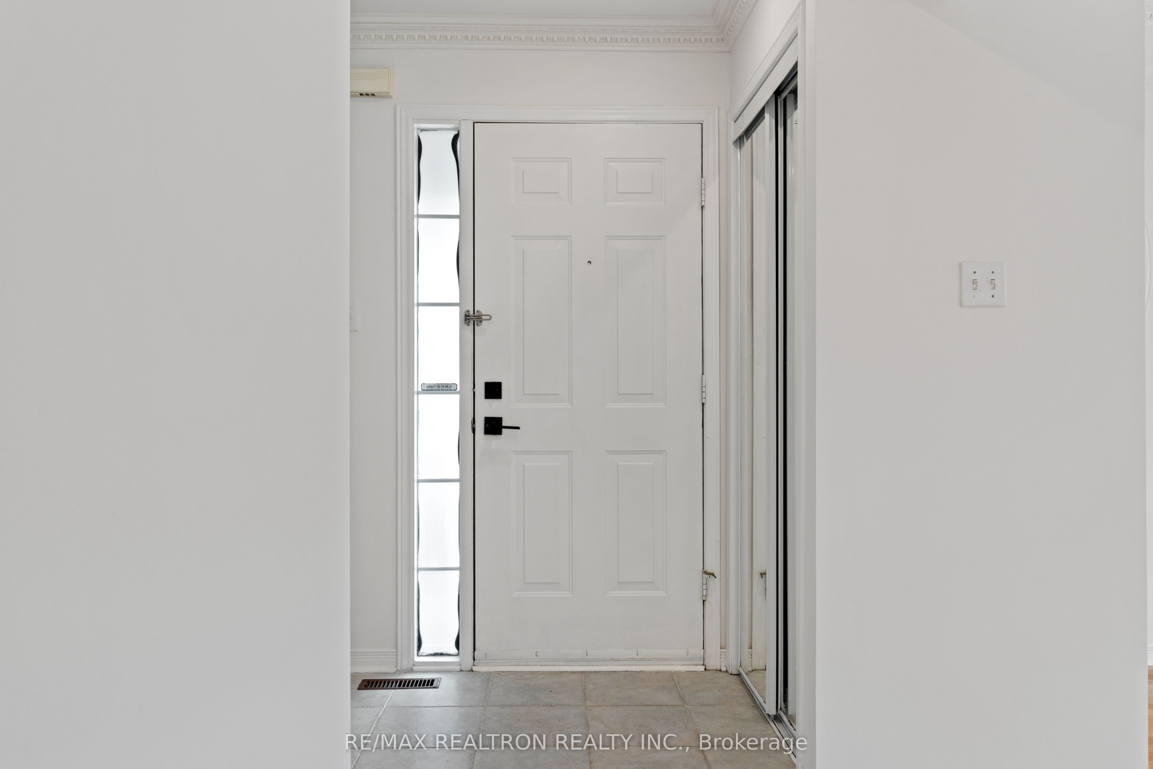 55 Grassland Avenue