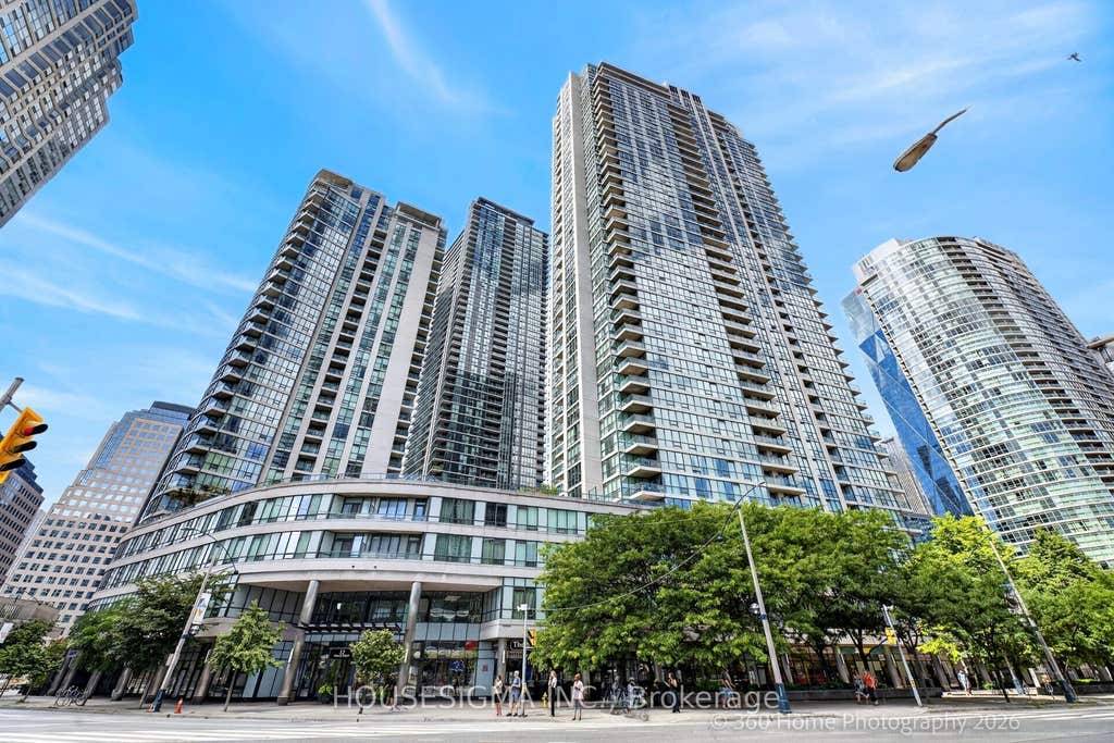 Photo of 12 Yonge Street #1609, Toronto, ON M5E 1R4 (MLS # C13697850)