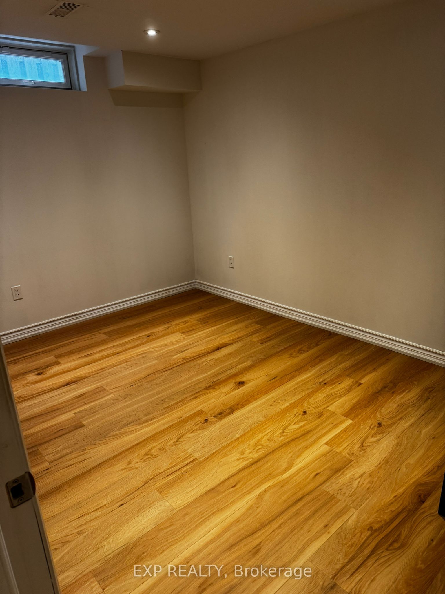 16 Wellspring Avenue Basement