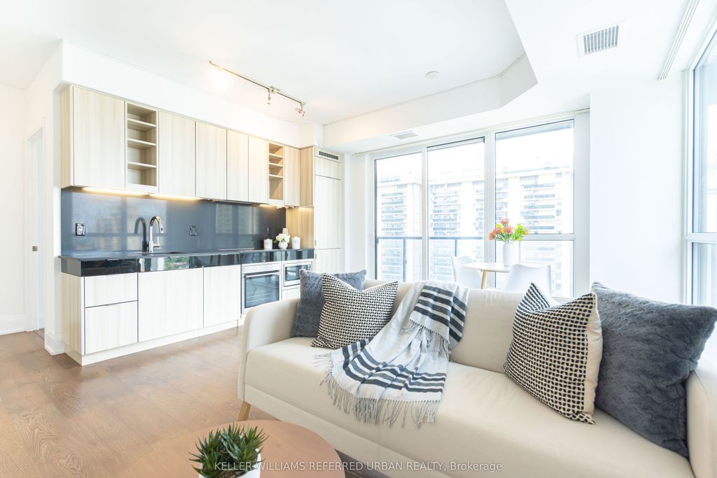 Photo of 101 Erskine Avenue #1802, Toronto, ON M4P 1Y5 (MLS # C12358087)
