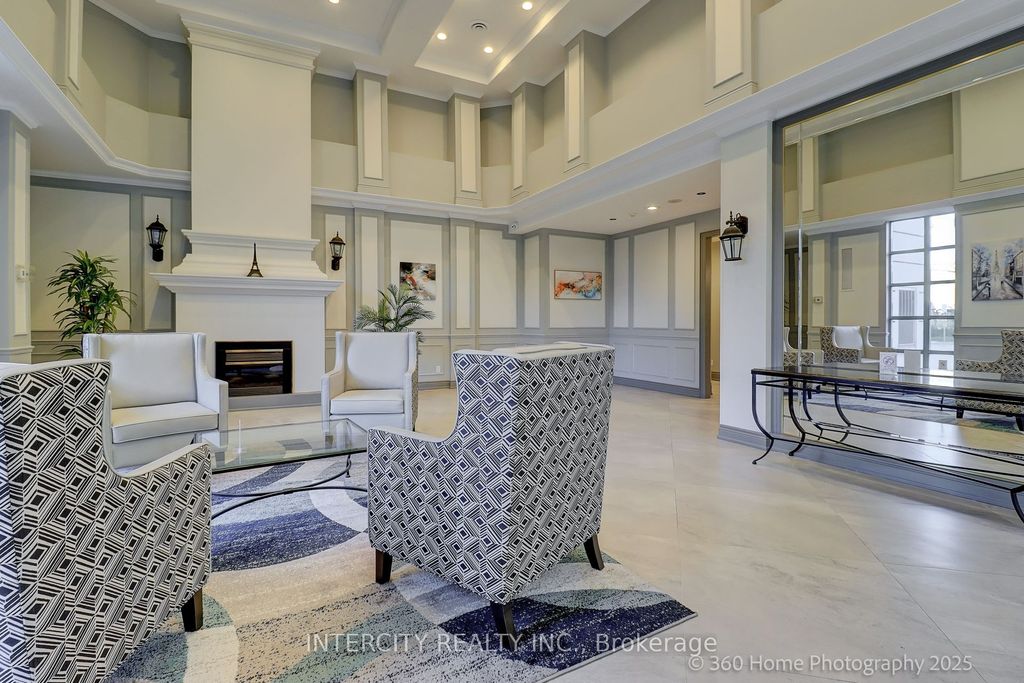 Photo of 5 Emerald Lane #703, Vaughan, ON L4J 8P7 (MLS # N12530382)