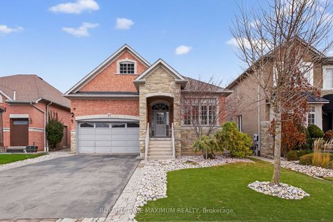 Photo of 27 Acqua Drive, Vaughan, ON L4H 3L1 (MLS # N12581300)