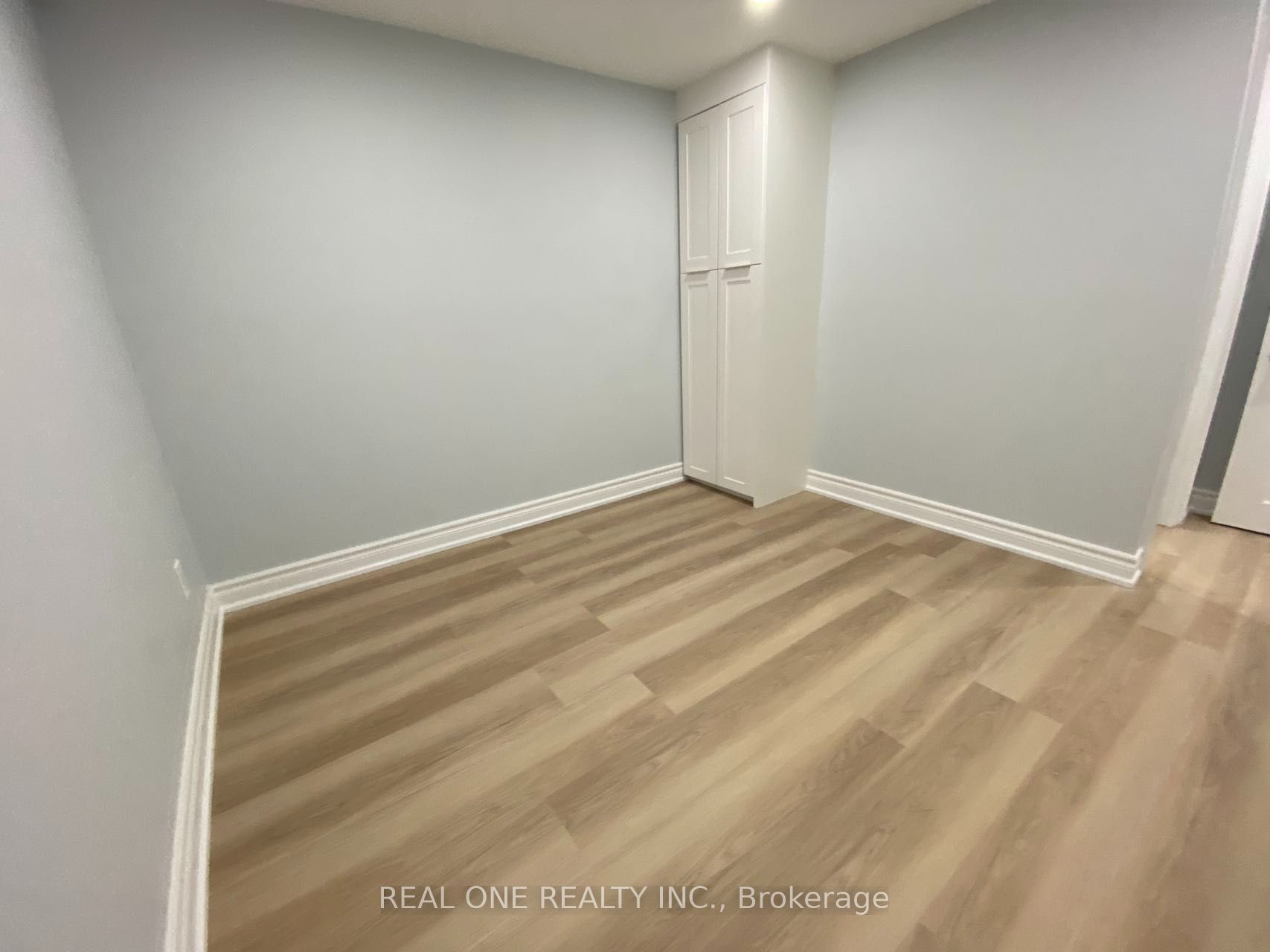 1186 Shadeland Drive