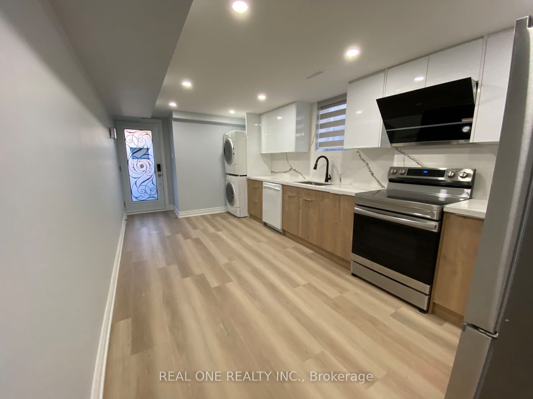 1186 Shadeland Drive