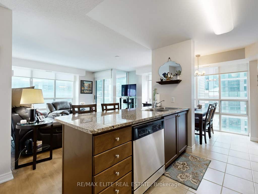 Photo of 30 Grand Trunk Crescent #1806, Toronto, ON M5J 3A4 (MLS # C13649192)