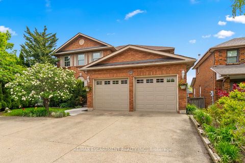 2712 Ashridge Place Oakville ON L6J 7K3