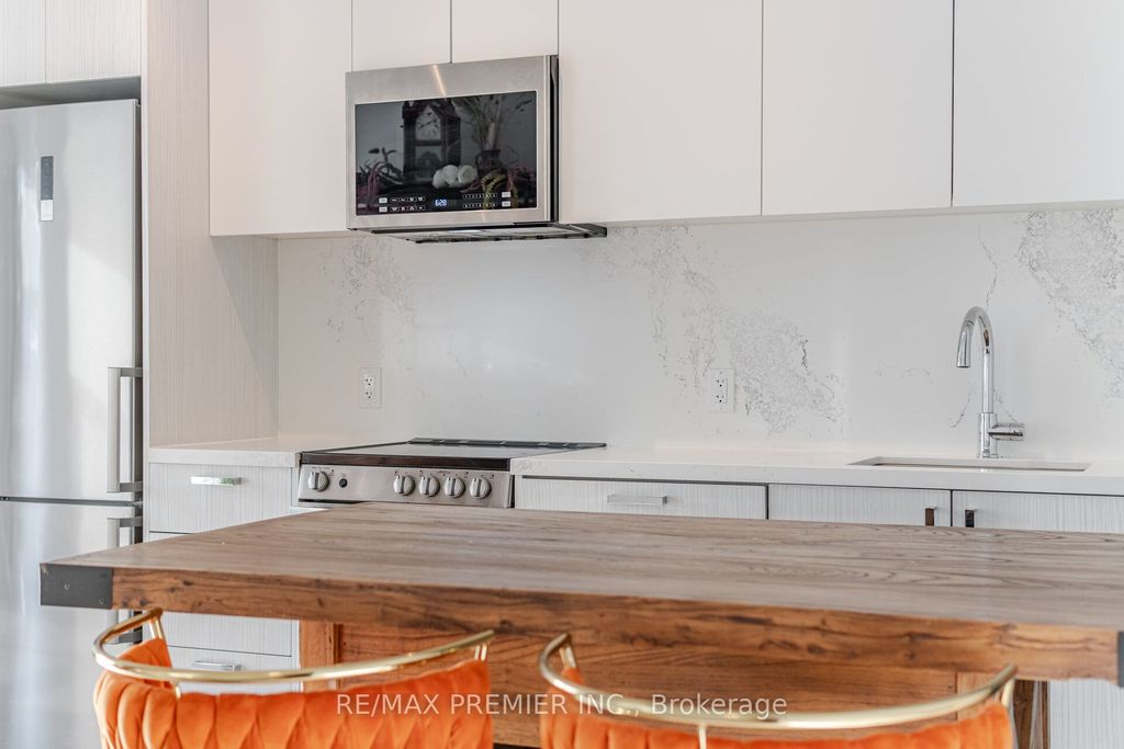 Photo of 1787 St. Clair Avenue W #311, Toronto, ON M6N 0B7 (MLS # W12373443)