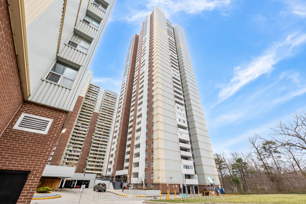 Photo of 3 Massey Square #2407, Toronto, ON M4C 5L5 (MLS # E13016816)