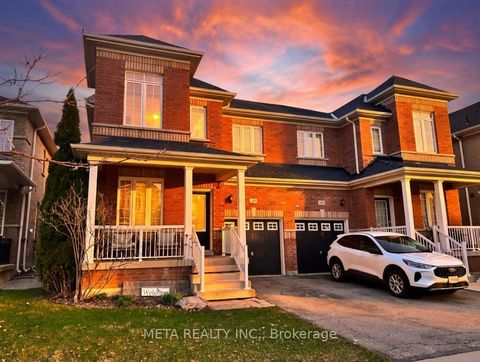 102 Begonia Crescent Brampton ON L7A 0M7